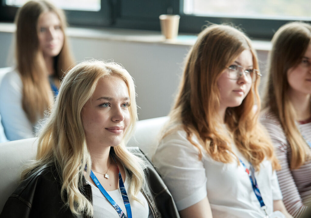 RUSZYŁA 3. EDYCJA „SUMMER SCHOOL”!6